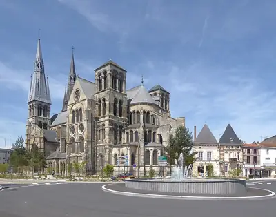 הכנסייה הקולגיאלית Notre-Dame-en-Vaux ב-Châlons-en-Champagne