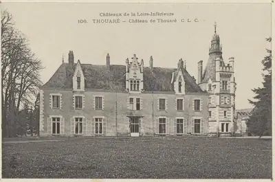 Château de Thouaré, שאטו שכן במרחק כ-2.5 ק"מ מהמקום