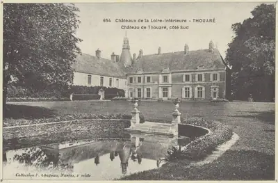 הצד הדרומי של Château de Thouaré