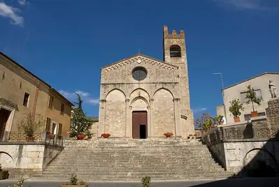 הכנסייה הקולגיאלית Sant’Agata ב-Asciano