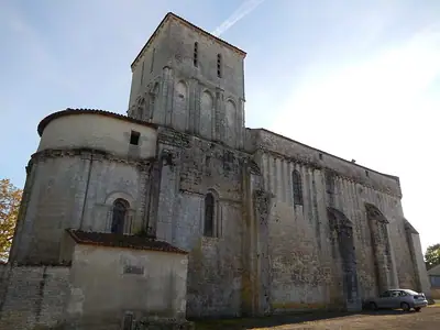 כנסיית Notre-Dame-de-l’Assomption ב-Dœuil-sur-le-Mignon